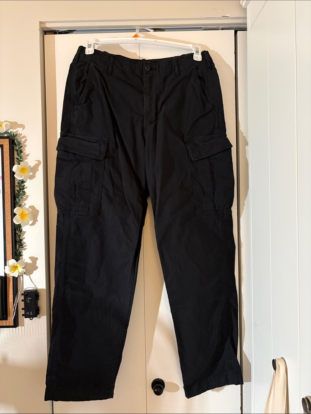 Uniqlo Unisexe Black Cargo Trousers